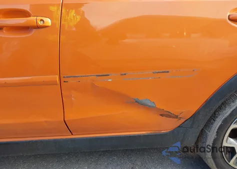 2014 Subaru Xv Crosstrek 2.0I Premium z USA, uszkodzony, nr VIN JF2GPACC8E8202228